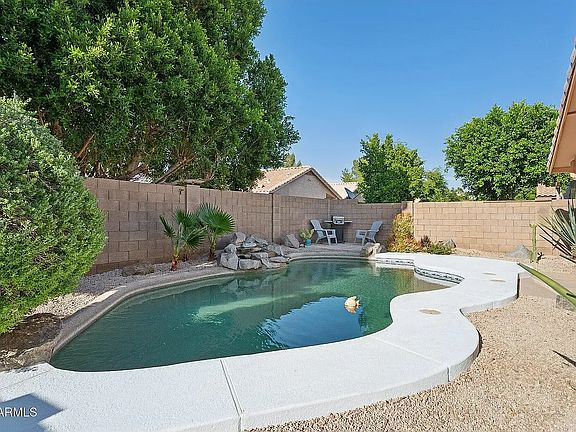 3rd image of 3989 E San Remo Ave