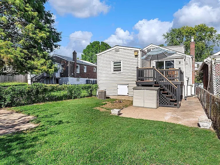 4918 Tiemann Ave — Photo 31