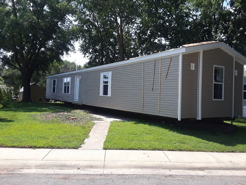 2nd image of 240 Mellott St