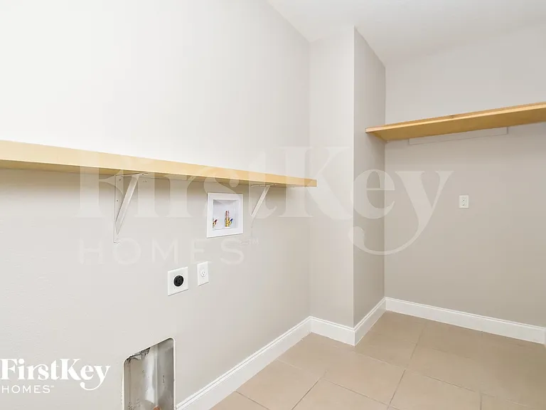 481 Nadeau Way — Photo 14