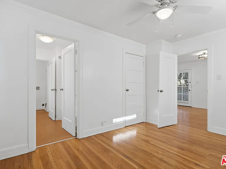 1964 Dracena Dr — Photo 20