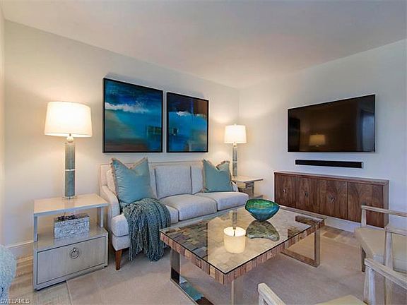 3rd image of 3000 Gulf Shore Blvd N APT 311
