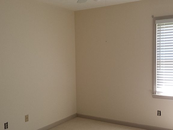 5th image of 2472 Chimney Top Ln