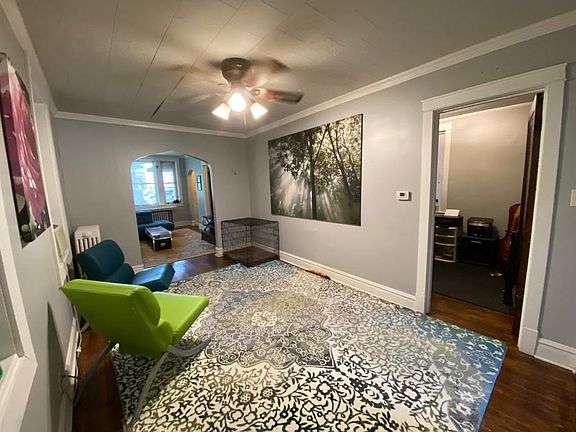 5th image of 1742 W School St #1