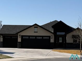 6131 N Natalie Dr, Hobbs, NM 88242