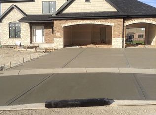 13734 W Lake Shore Ct, Manhattan, IL 60442