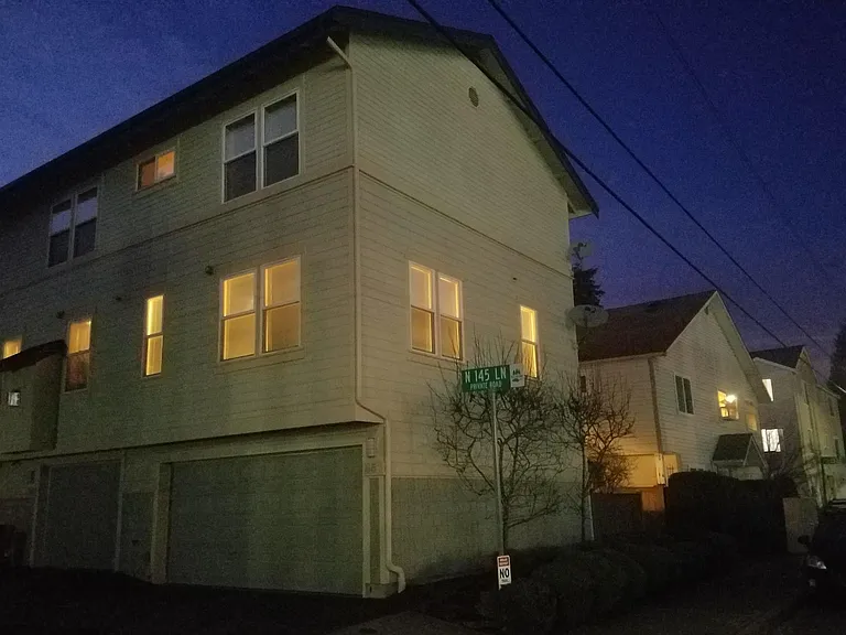 856 N 145th Ln — Photo 1