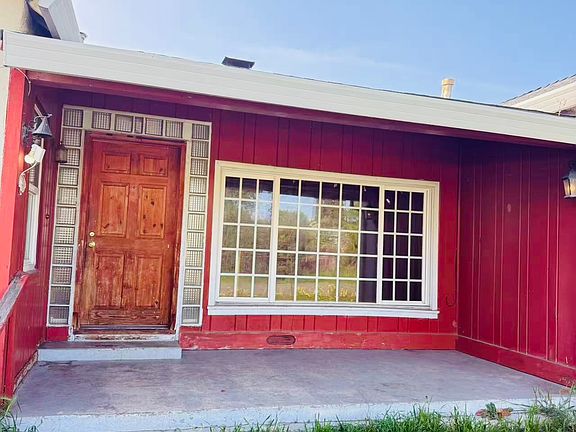 3rd image of 3051 Judah St