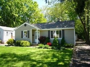 8177 Dartmoor Rd, Mentor, OH 44060