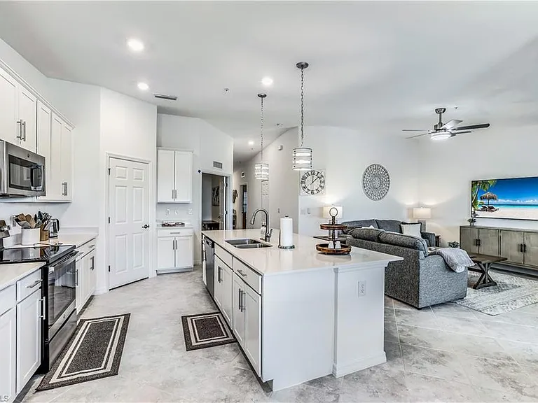 15970 Grassland Ln #2825 — Photo 4