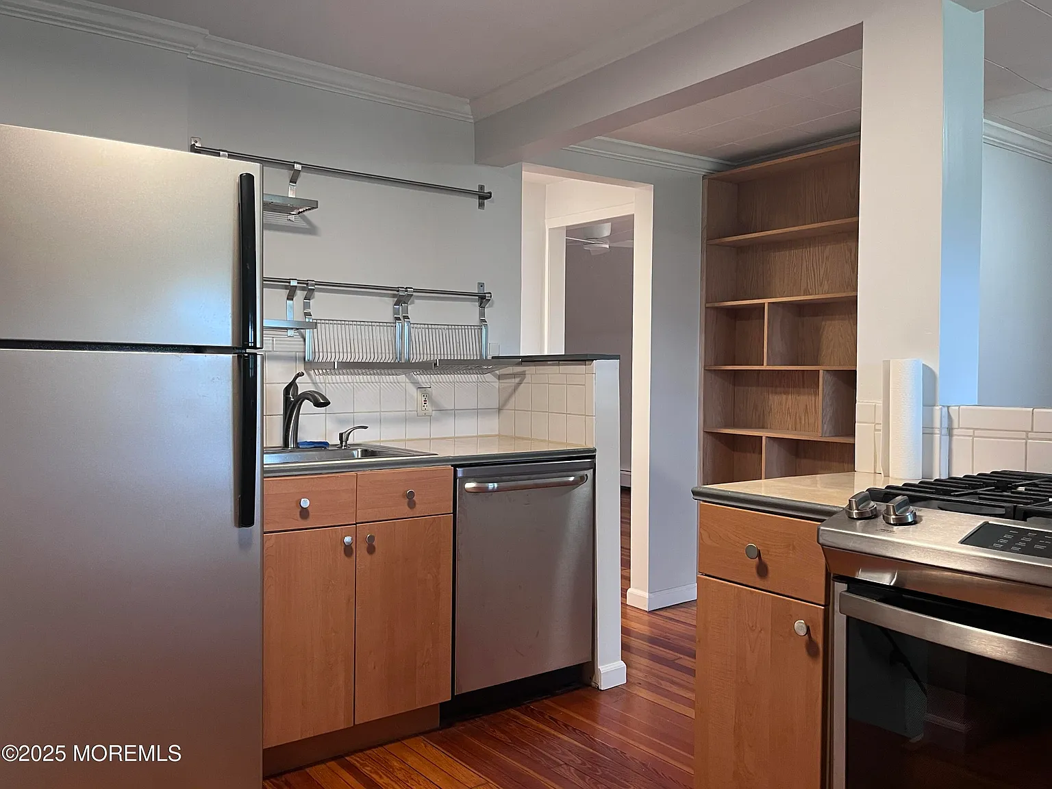 1 bed, 2006 sqft, $2,150 — Photo 4