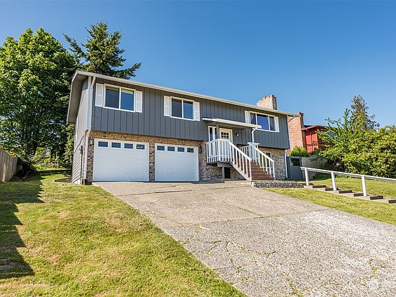 4th image of 934 E Benjamin Avenue