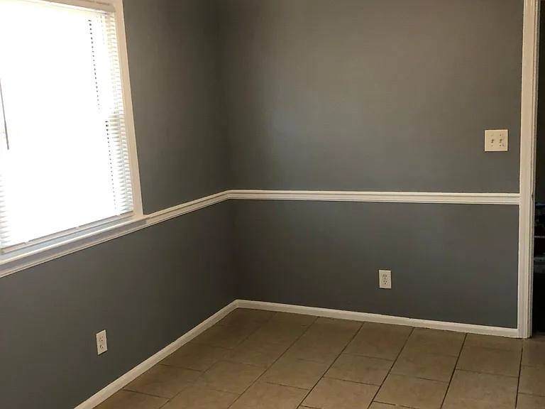 Good size Dining room area