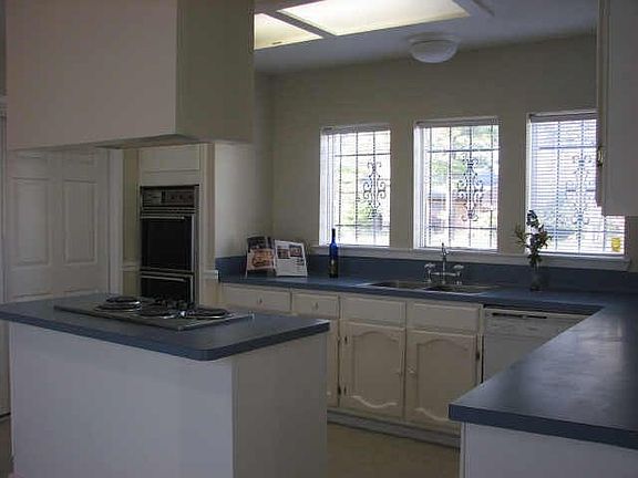 4th image of 1915 Mossy Lake Cir