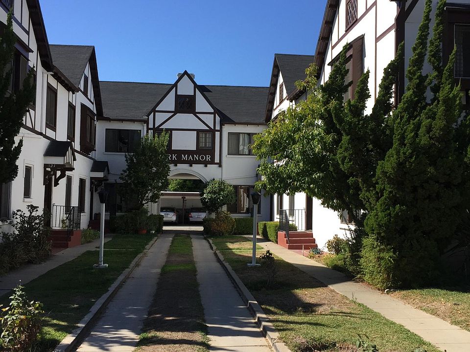 1st image of 401 N Palm Ave #B