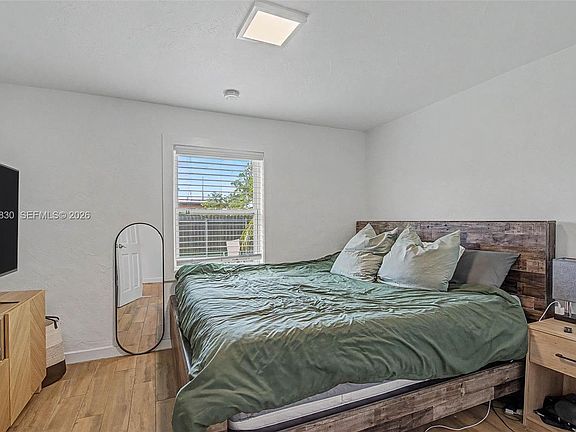 4th image of 5910 SW 62nd Ter