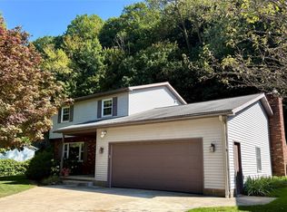 7621 Welcana Dr, Fairview, PA 16415