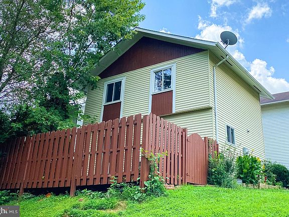2nd image of 26 Anna Ct #286