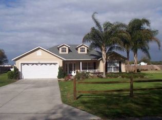 703 Fletcher Rd, Umatilla, FL 32784