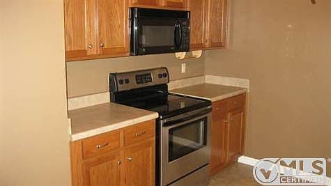 5th image of 3605 Aurora Dr