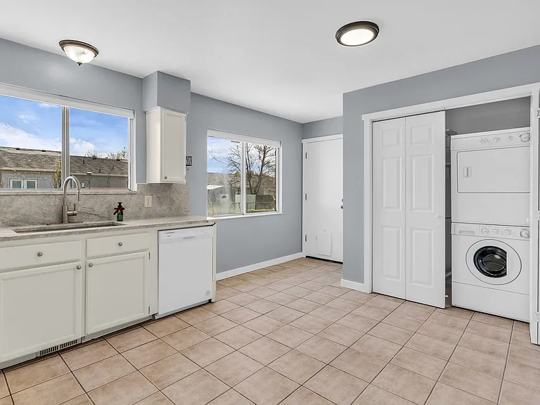 12669 S Old Fort Dr — Photo 12