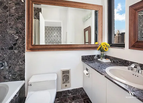 Rented by Warburg | media 18