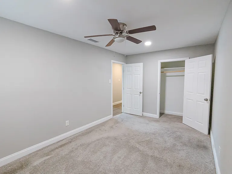 1222 S Peachtree Rd — Photo 7