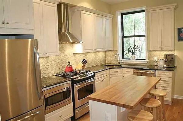 Sold by Hudson Place Realty | media 5