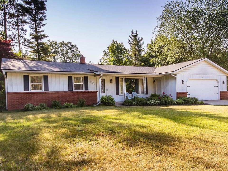1st image of 4010 Estate Dr