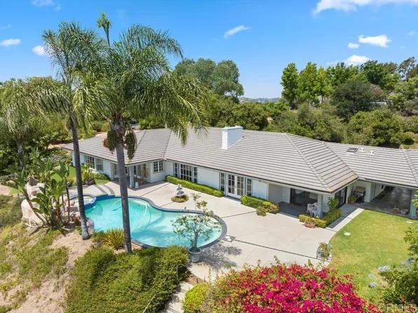 23 Rolling View Ln, Fallbrook, CA 92028