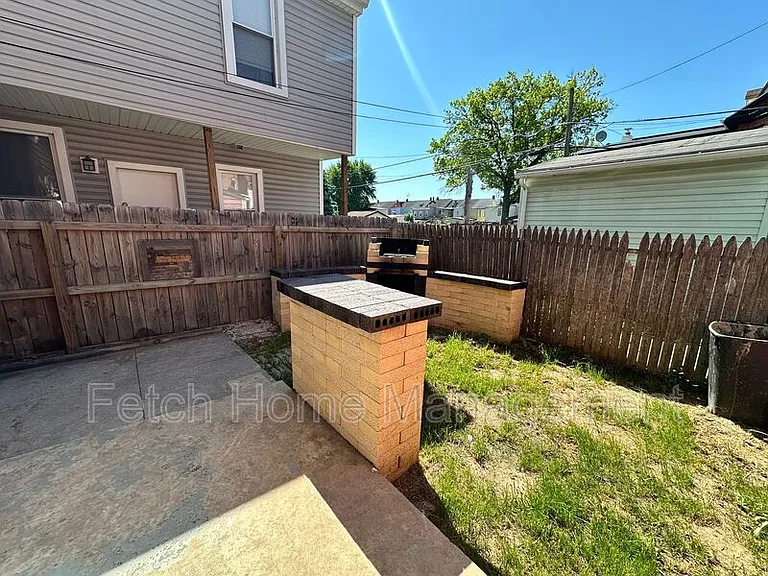 334 Lehman St — Photo 22