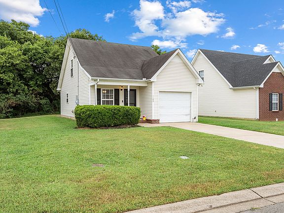 4th image of 1140 Eastwoods Dr
