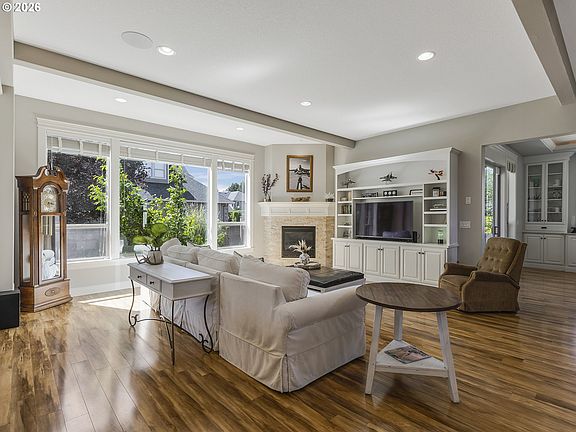 4th image of 10606 NW 36th Ave