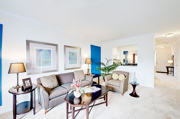 2nd image of 500 Linden Ave APT 5303