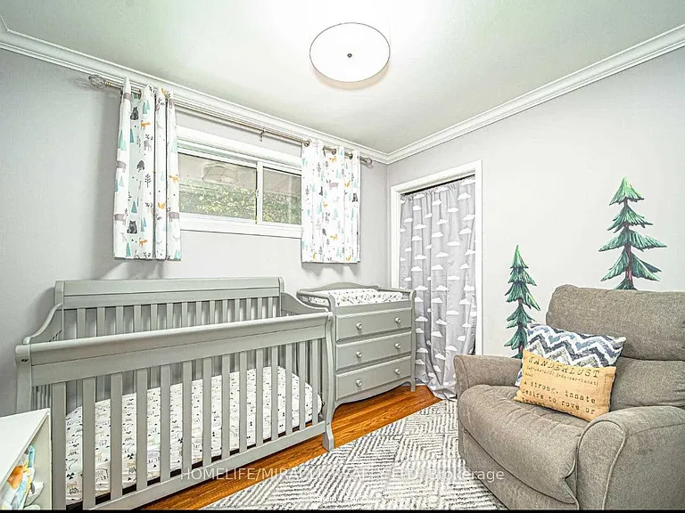 454 Stevenson Rd N — Photo 11