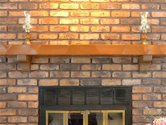 Floor to Ceiling Fireplace