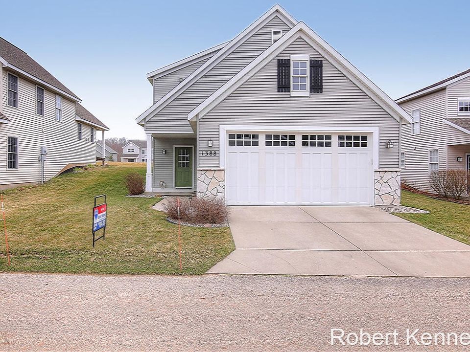 1st image of 1388 Highland Hill Dr SE