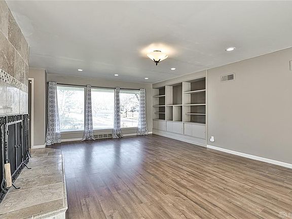 4th image of 3214 Sherman Ave