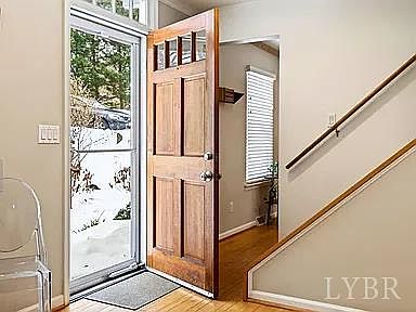 3rd image of 102 Slate Pl
