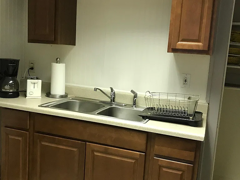 638 Monmouth St #2 — Photo 9