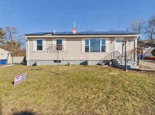 37 Maxine St, New Bedford, MA 02745