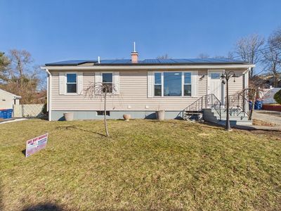 37 Maxine St, New Bedford, MA, 02745