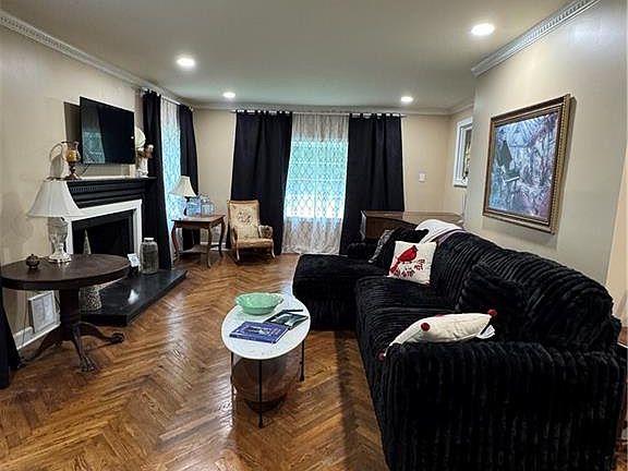 5th image of 2381 Bethabara Rd