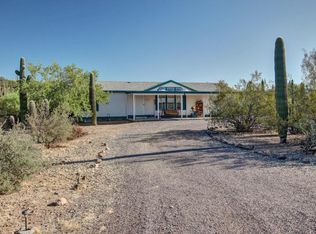 19300 E Saguaro Dr, Black Canyon City, AZ 85324