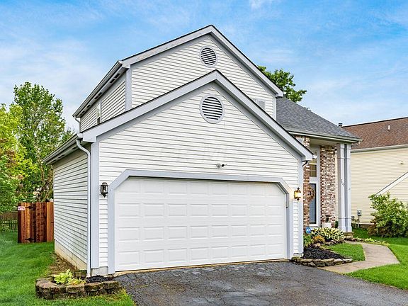 3rd image of 7677 Stow Acres Pl