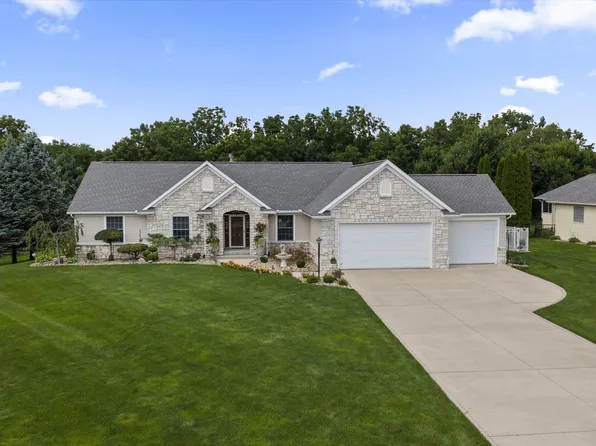19835 Hidden Meadow Trl, Goshen, IN 46528