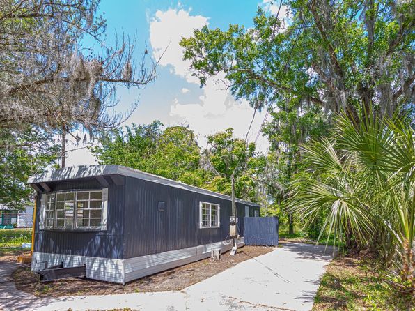 120 E Hicks St, Palatka, FL 32177