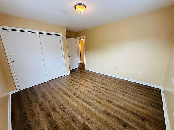 5th image of 370 New Kent Rd APT 132