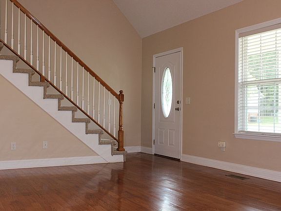 5th image of 35 Big Creek Ln