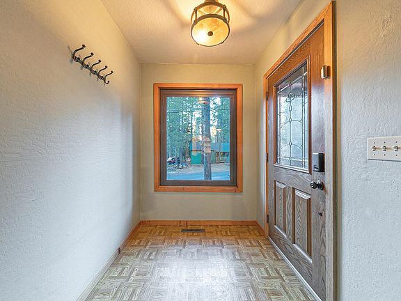 3rd image of 12438 Greenwood Dr